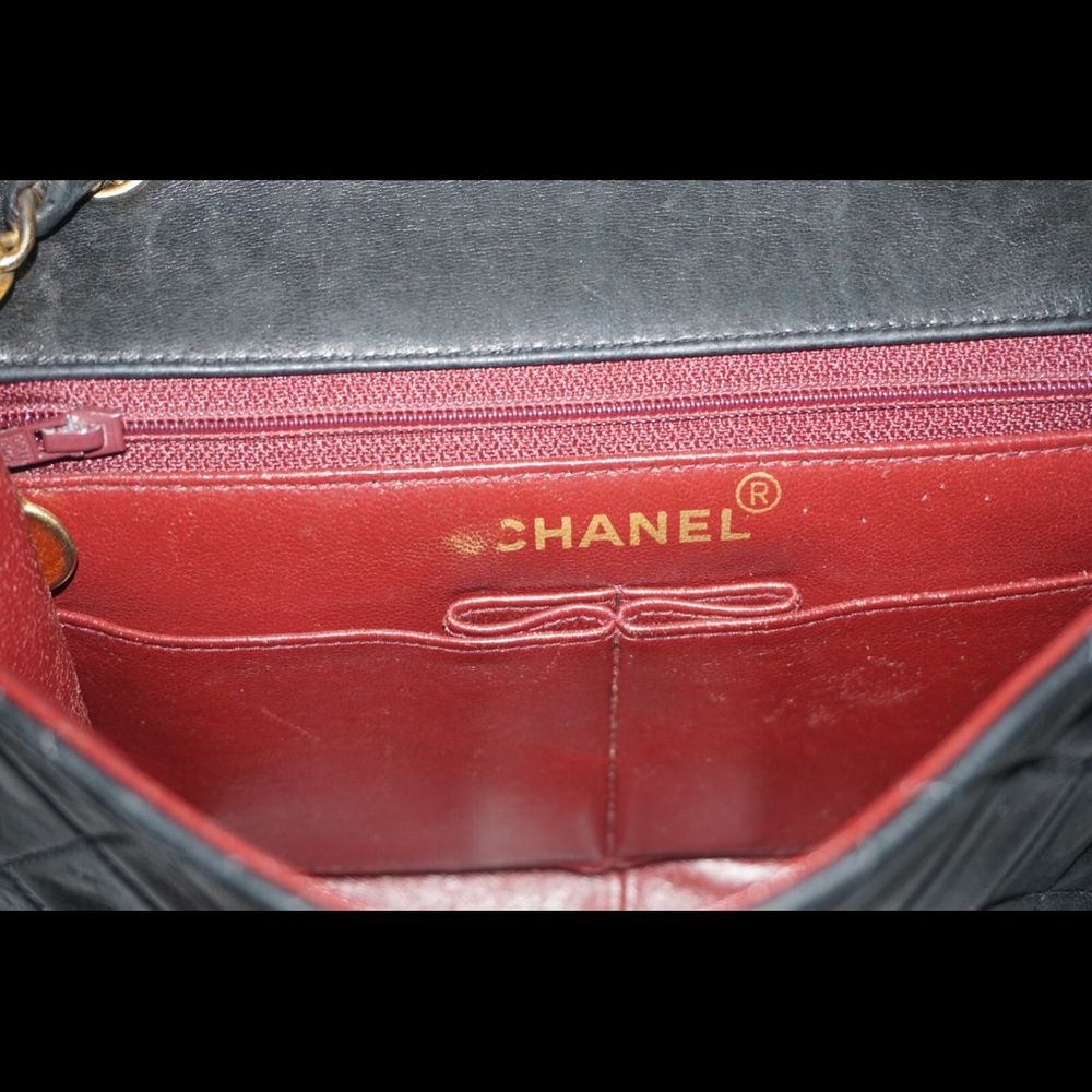 Chanel Vintage Quilted Square Flap Lambskin Bag - Picture 7 of 8